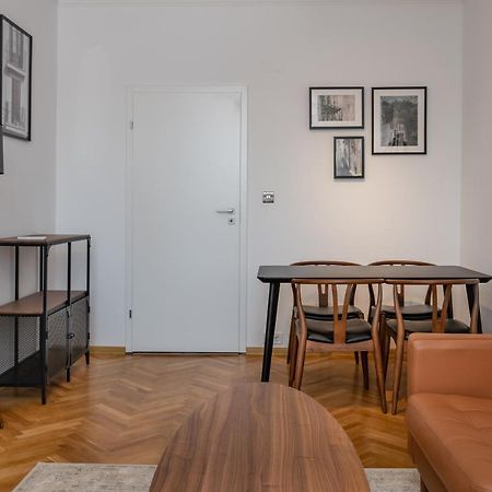 סופיה Industrial 2-Bdr Flat By The National Stadium מראה חיצוני תמונה