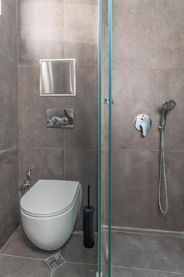 סופיה Industrial 2-Bdr Flat By The National Stadium מראה חיצוני תמונה