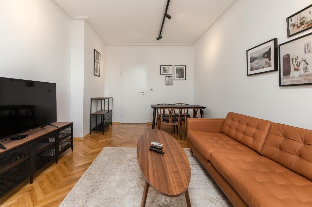סופיה Industrial 2-Bdr Flat By The National Stadium מראה חיצוני תמונה